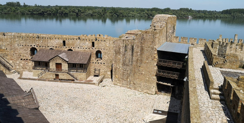 Szendrői Vár, Hungary